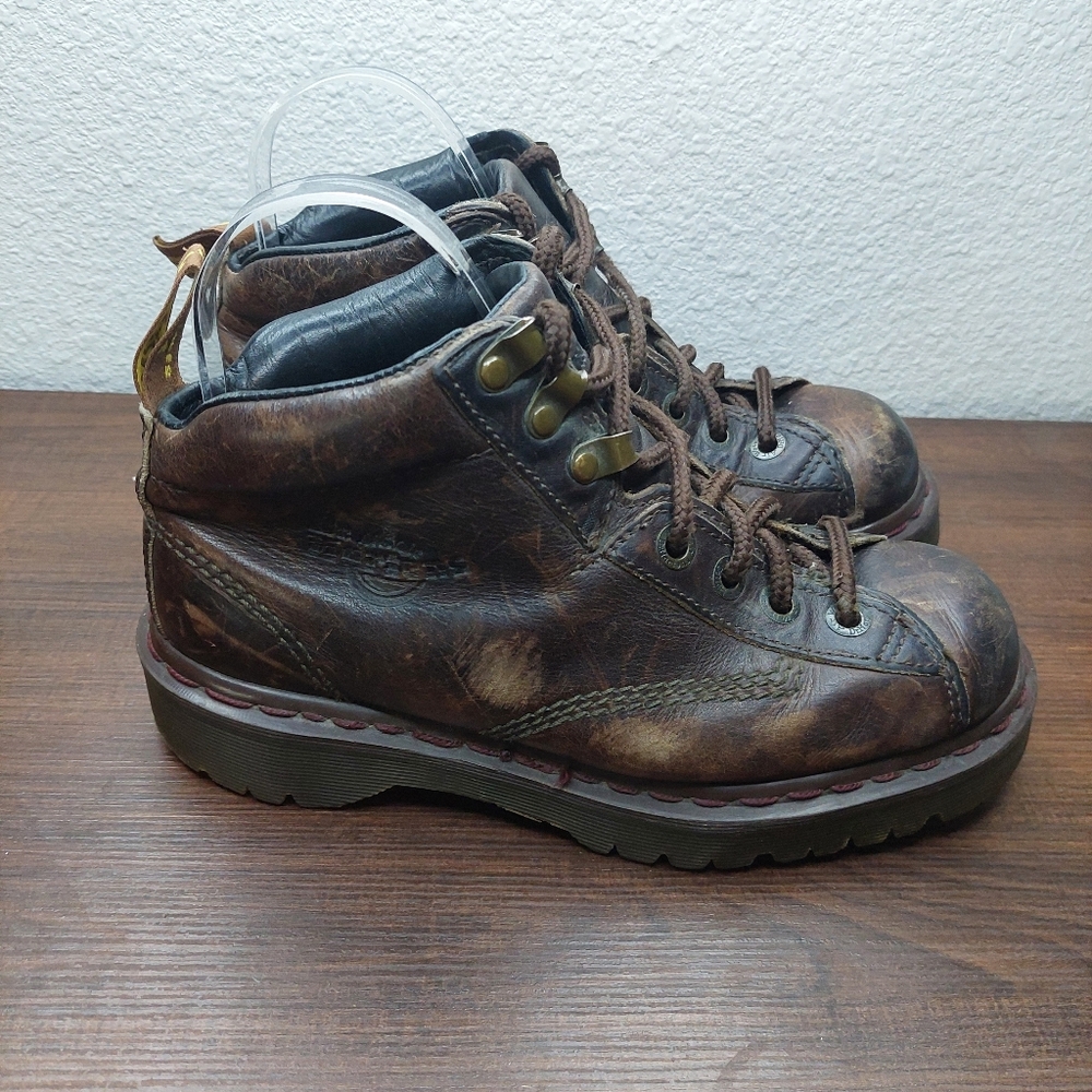 Vintage Dr. Martens Made In England Chuncky Lace Boots Size 5 Men's Women's 6.5
